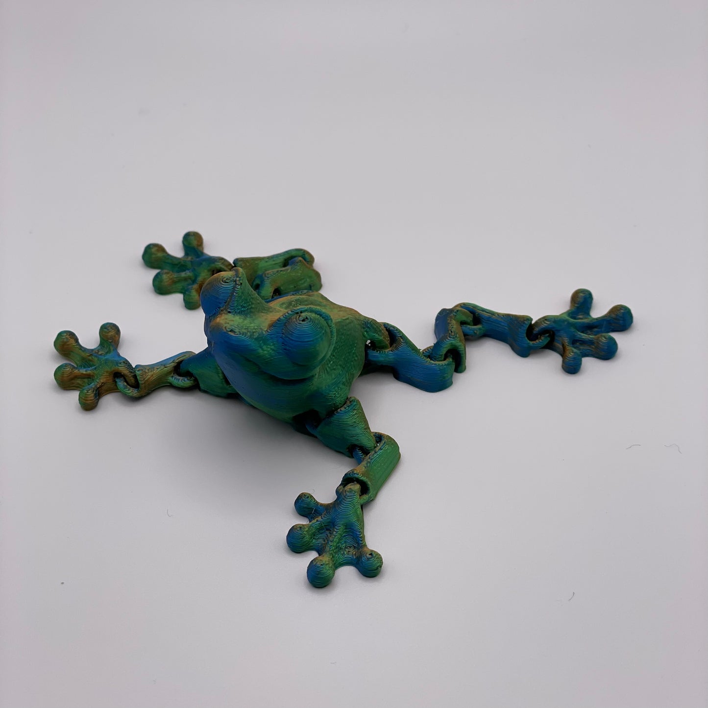 Cute Articulated Frogs