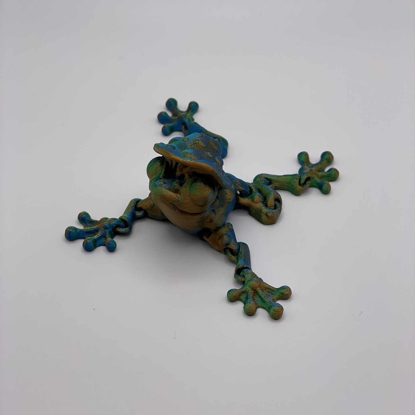 Cute Articulated Frogs